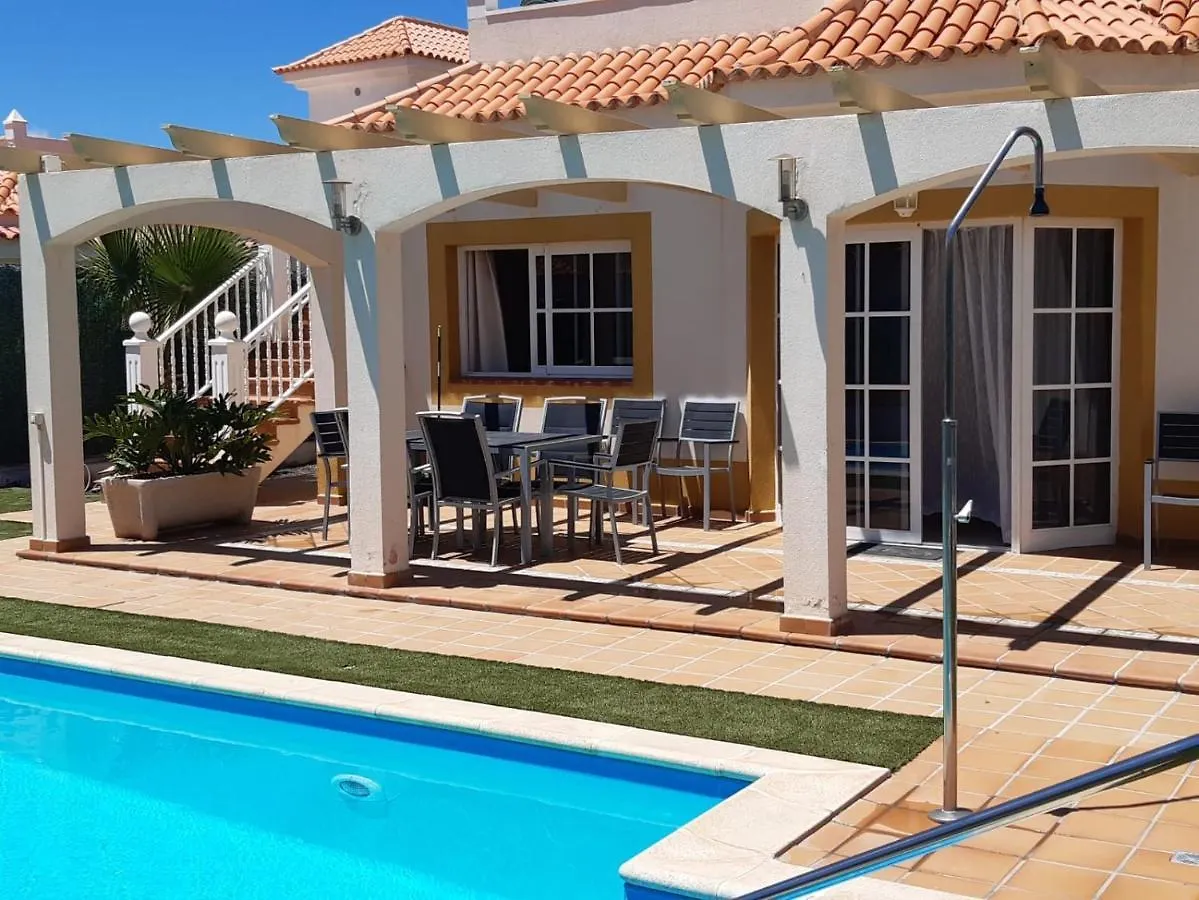Villa Dwarika, Home Away From Home - Private Heated Pool Caleta De Fuste Ισπανία